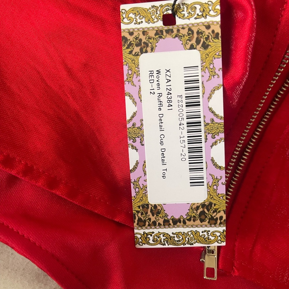 boohoo red woven ruffle cup detail top. - Picture 4 of 4